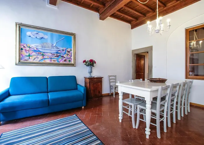 Space, Comfort And Beauty Near Ponte Vecchio